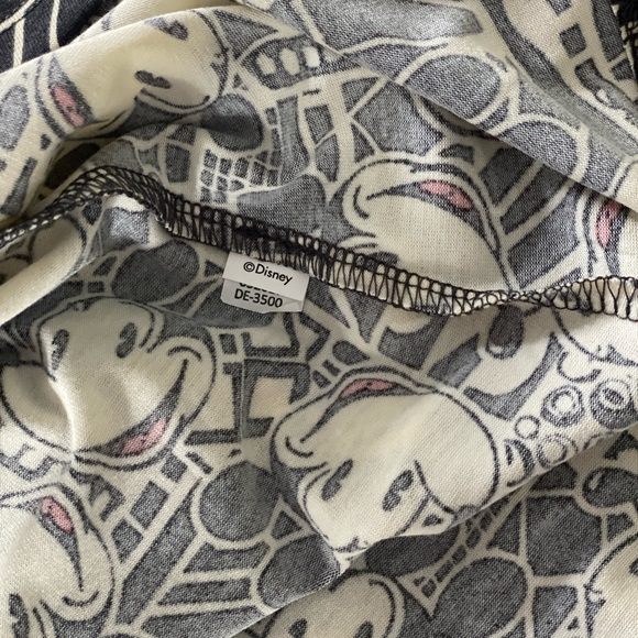 NWT Mickey Mouse Disney lularoe classic tee shirt - Picture 5 of 6